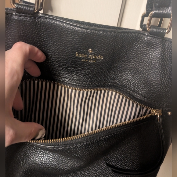 EUC Kate Spade Cobble Hill Taylor Tote, Black, With Dust Cover. - Picture 7 of 13
